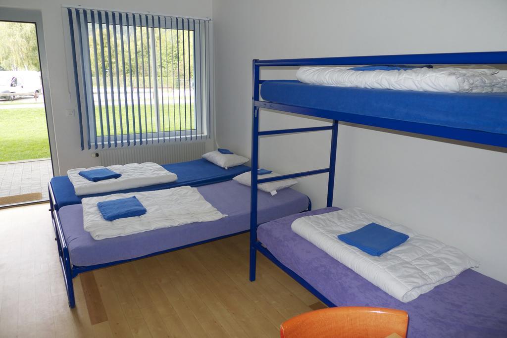 Swiss Hostel Lago Lodge ビール 部屋 写真